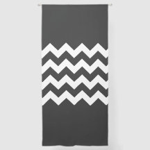 Elegant Black &White Chevron Pattern