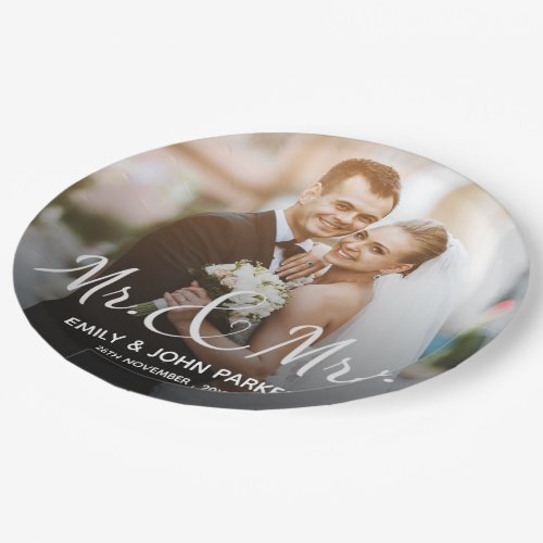 Elegant Black White Mr And Mrs Round Wedding Party Paper Plates