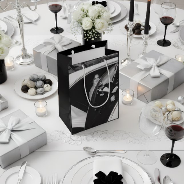 Elegant Black & White Wedding Gift Bag (Creator Uploaded)