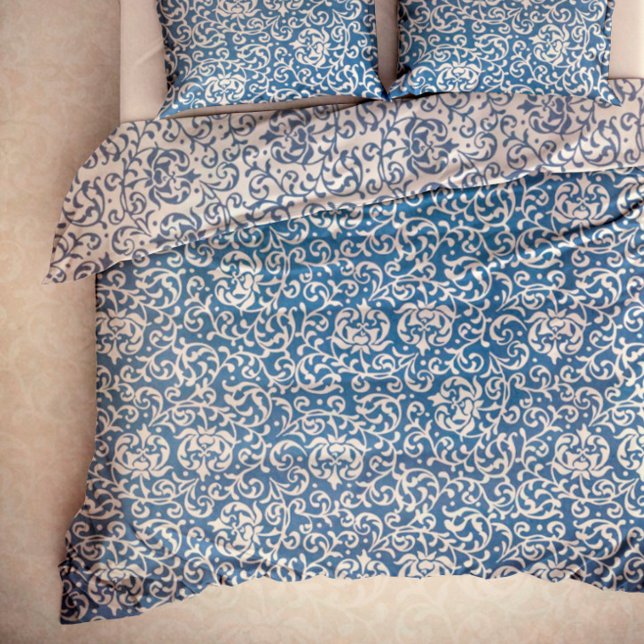 Elegant Blue and White Tudor Damask Duvet Cover (Creator Uploaded)