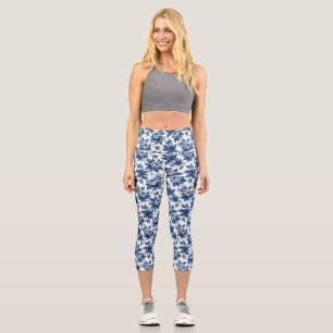Elegant Blue Floral Pattern Vintage Peonies Capri Leggings