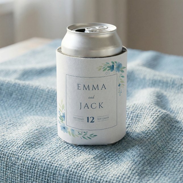 Elegant blue floral wedding can cooler (Elegant blue floral wedding can cooler.)