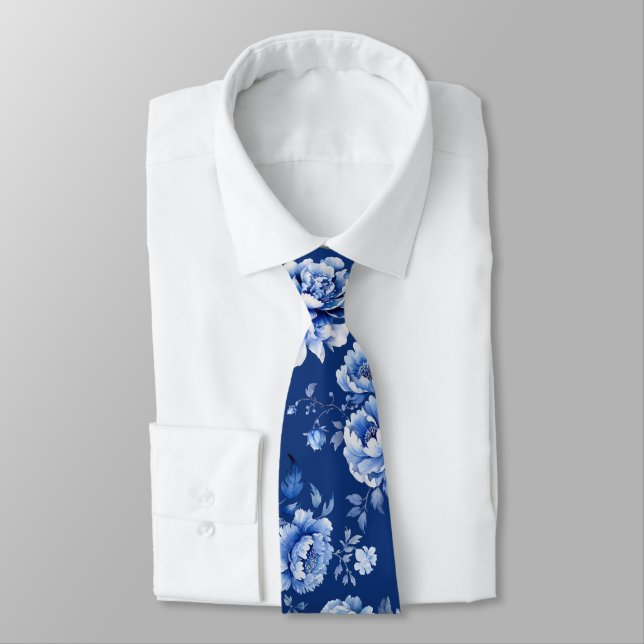 Elegant blue flowers neck tie (Tied)