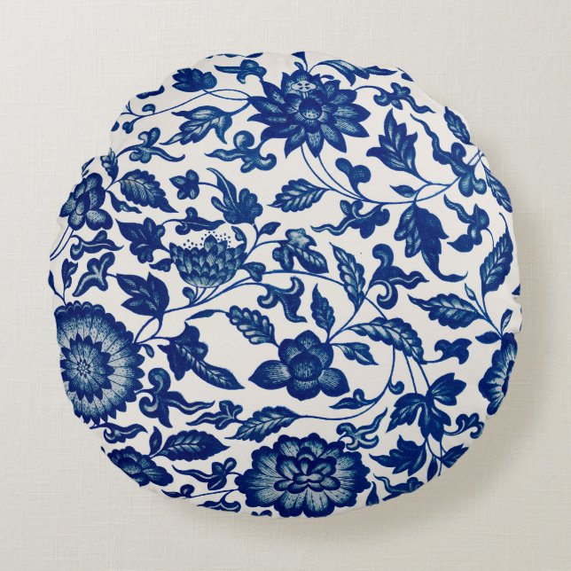 Elegant Blue French Country Chinoiserie Toile Round Pillow (Front)
