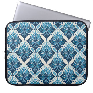 Elegant Boho Floral Pattern in Blue Laptop Sleeve