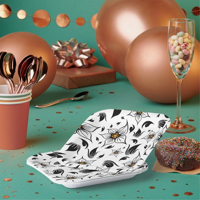 Elegant Botanical Black and White Floral Pattern Paper Plates (Creator Uploaded)