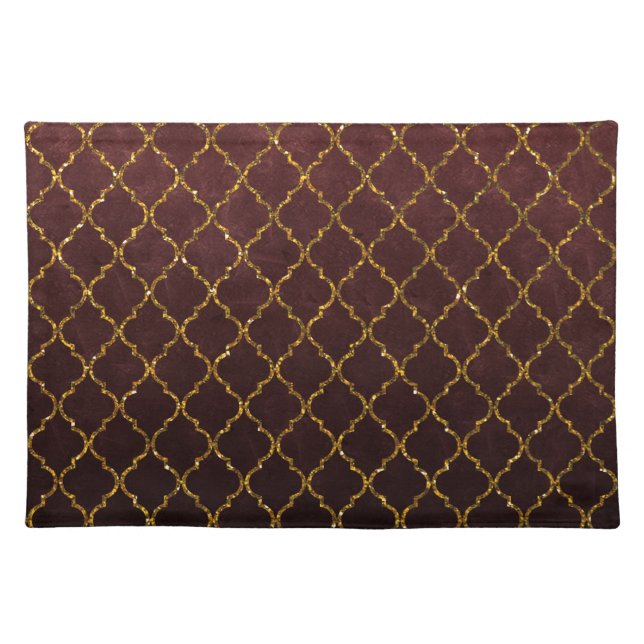 Elegant Burgundy Gold Quatrefoil Glitter Print Cloth Placemat (Front)