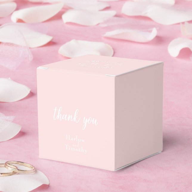 Elegant Calligraphy Pink White Monogram Wedding Favor Boxes (Elegant Calligraphy Pink White Monogram Wedding Favor Boxes)