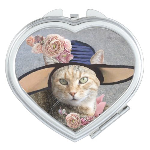 ELEGANT CAT WITH BIG DIVA HAT AND PINK ROSES COMPACT MIRROR