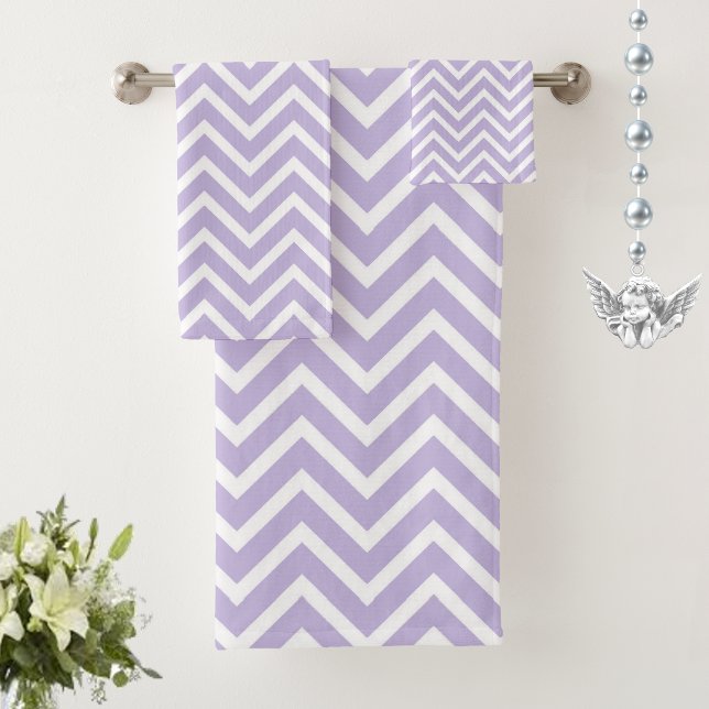 Elegant Chevron Pattern on Gray and White Bath Towel Set (Creator Uploaded)