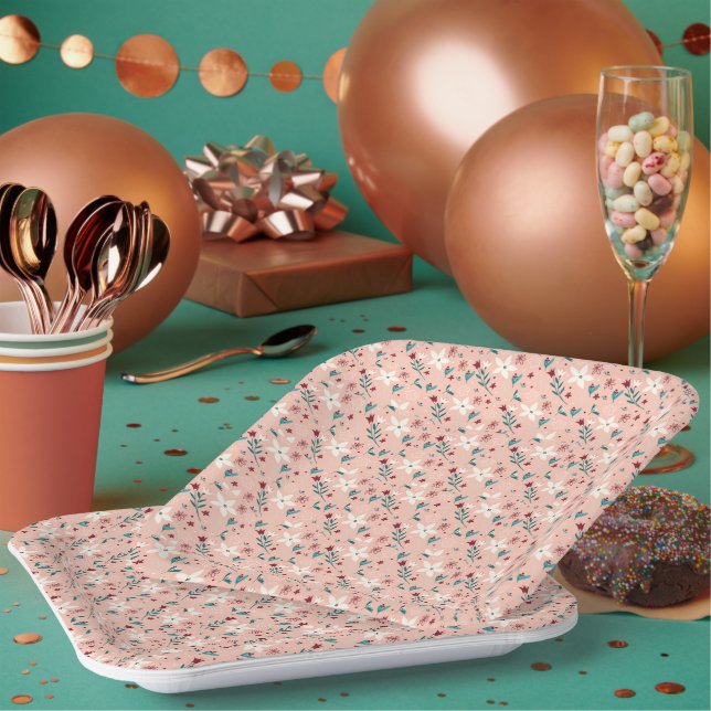 Elegant Chic froral Pattern Pink Paper Plates (Multi)