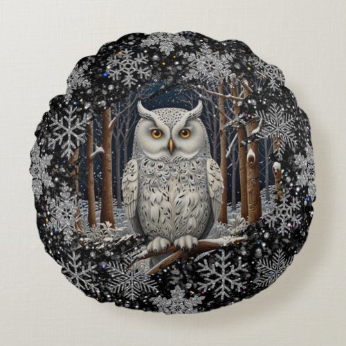 Elegant Christmas white owl woodland winter forest Round Pillow