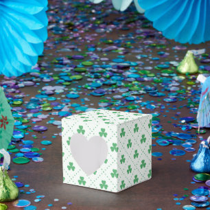 Elegant Clover Pattern Heart 2x2x2 Favor Boxes