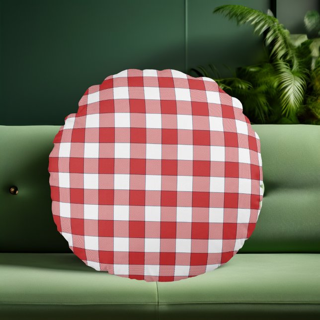 Elegant Countryside Picnic White Red Checkered Round Pillow (Creator Uploaded)