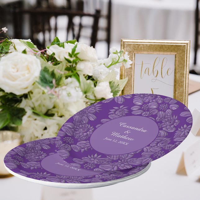 Elegant Daisies in Floral Royal Purple Wedding Paper Plates (Elegant Daisies in Floral Royal Purple Wedding Paper Plates)