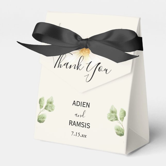 Elegant Daisy Favor Box (Front Side)