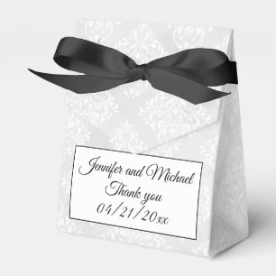 Elegant Damask Personalize Names Bow Tie Wedding Favor Boxes