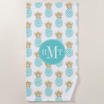 Elegant faux gold tropical pineapple pattern beach towel