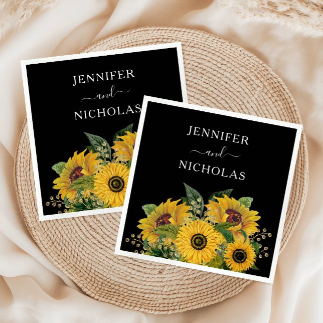 Elegant Floral Black Wedding Napkins (Elegant Floral Black Wedding Napkins)