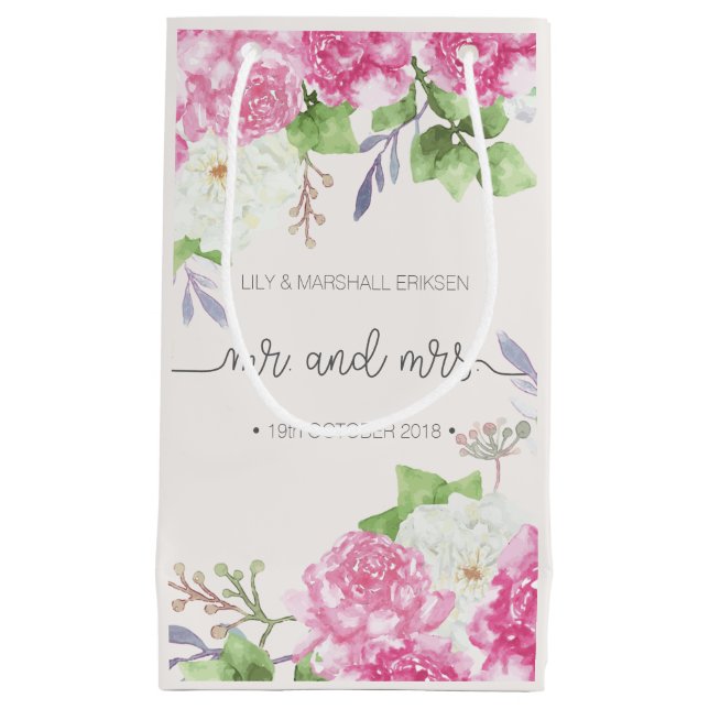 Elegant Floral Mr & Mrs Wedding | Gift Bag (Front)