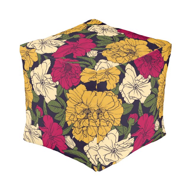 Elegant floral pattern pouf (Angled Front)