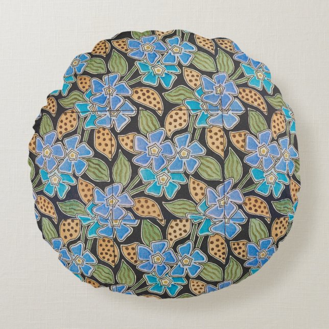 Elegant Flower Blue Periwinkle Floral Classic Round Pillow (Front)