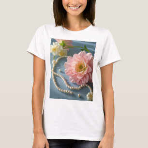 Elegant flowers and pearls T-Shirt