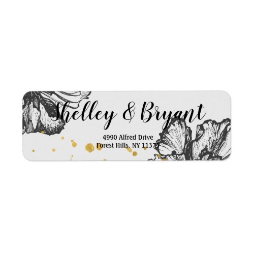 Elegant flowers with golden drops wedding label