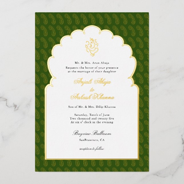 Elegant Ganesh Indian wedding Dark green and gold Foil Invitation (Front)