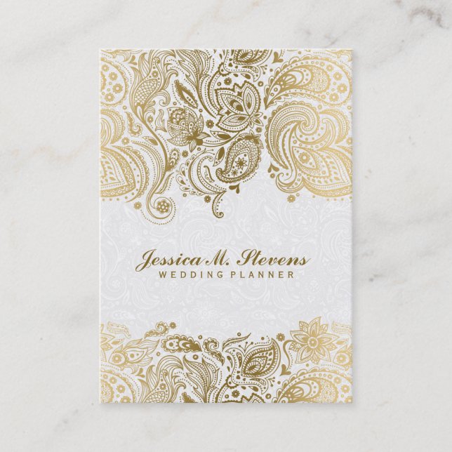 Elegant Gold And White Paisley 3 Wedding Planner Business Card (Front)