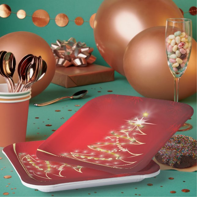 Elegant Gold Christmas Tree on Red  Paper Plates (Multi)