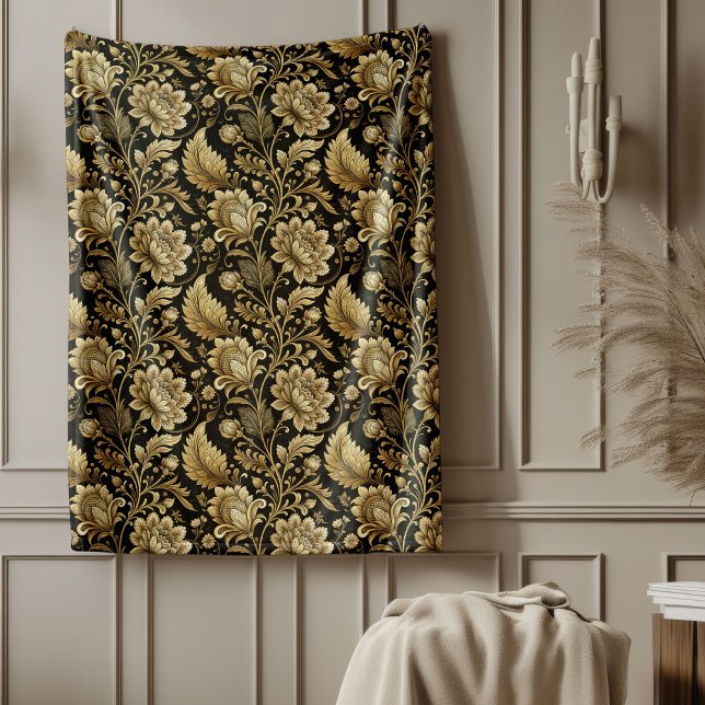 Elegant Gold Damask Blanket in Baroque Black Style (Elegant Gold Damask Blanket in Baroque Black Style)