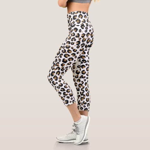 Elegant Gold Glitter Leopard Pattern Capri Leggings