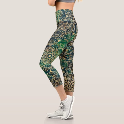 Elegant Gold Mandala Floral Green Blue Capri Leggings