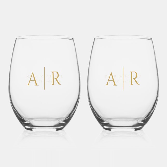 Elegant Gold Minimal Couple Initials Wedding Favor Stemless Wine Glass (Front)