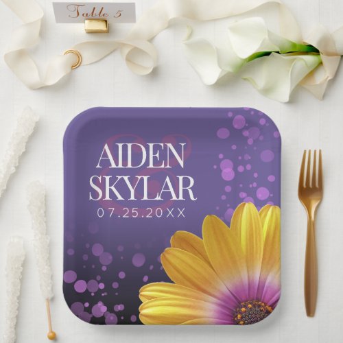 Elegant Golden Daisy with Purple Glitter Wedding Paper Plates