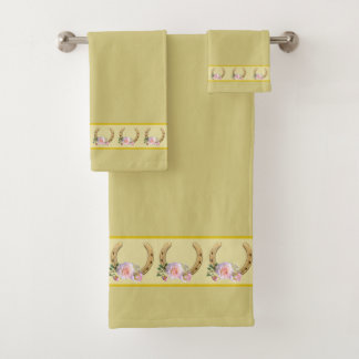 Elegant, Golden Horseshoes on Light Beige Bath Towel Set