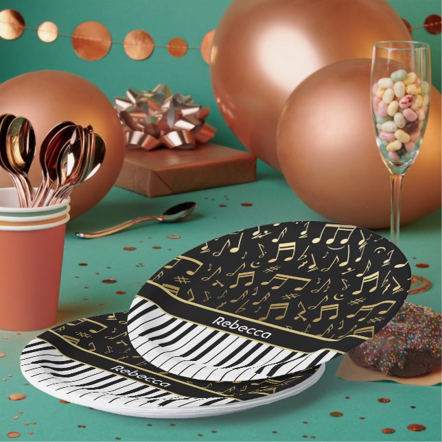 Elegant golden music notes piano keys paper plates (Multi)