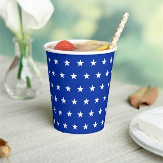 Elegant Golden Star Pattern on Red Paper Cups