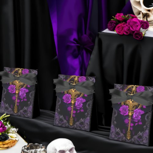 Elegant Gothic Lock and Key Wedding Favor Boxes