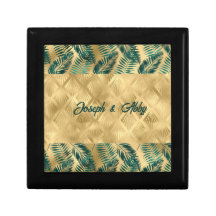 Elegant Green and Gold Leaves