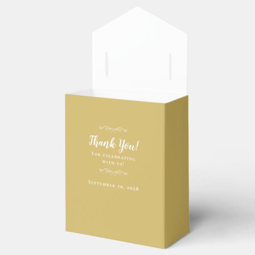 Elegant Guest Thank You Wedding Couple Yellow Gold Favor Boxes