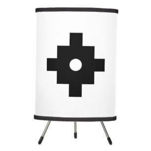 Elegant Inka Geometric Pattern Tripod Lamp