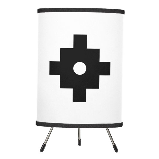 Elegant Inka Geometric Pattern Tripod Lamp (Front)