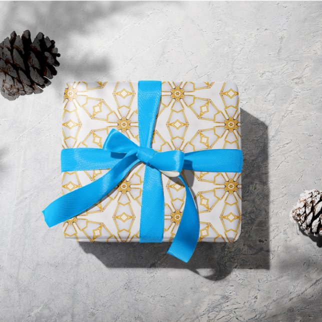 Elegant Ivory and Gold Snowflake Christmas Wrapping Paper (Stunning Start Light Gold and Ivory Christmas Wrapping Paper)