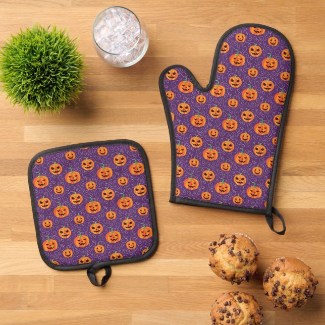 Elegant Jack O' Lanterns Oven Mitt & Pot Holder Set (Top Down)