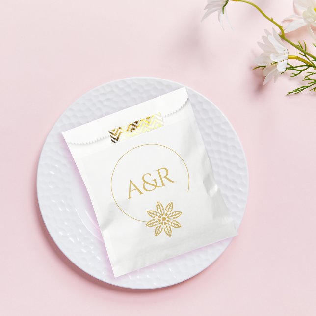 Elegant jewelry inspired frame & initials wedding favor bag (Creator Uploaded)
