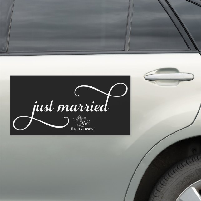 Elegant Just Married Car Magnet (In Situ)