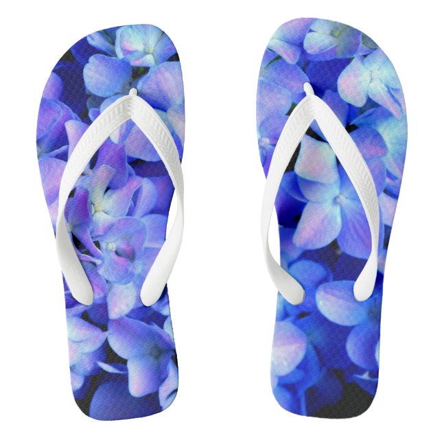 Elegant light purple blue magenta floral hydrangea flip flops (Footbed)