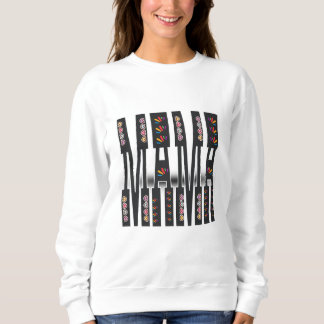 Elegant “MAMA” Sweatshirt – Minimalist Design with